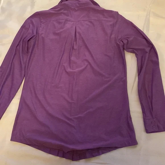 Eddie Bauer Travex button down. small vacation travel purple - Picture 4 of 8